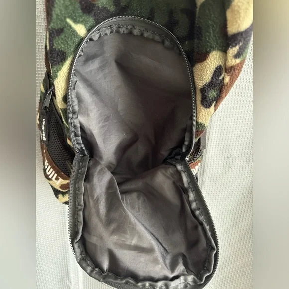 Maui Built camo backpack - Picture 6 of 7